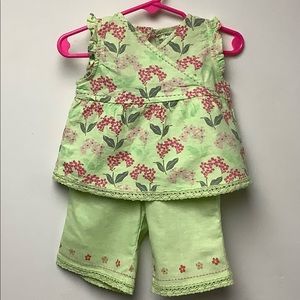 Pumpkin Patch floral 2 pc. Size  3-6M.  NWT